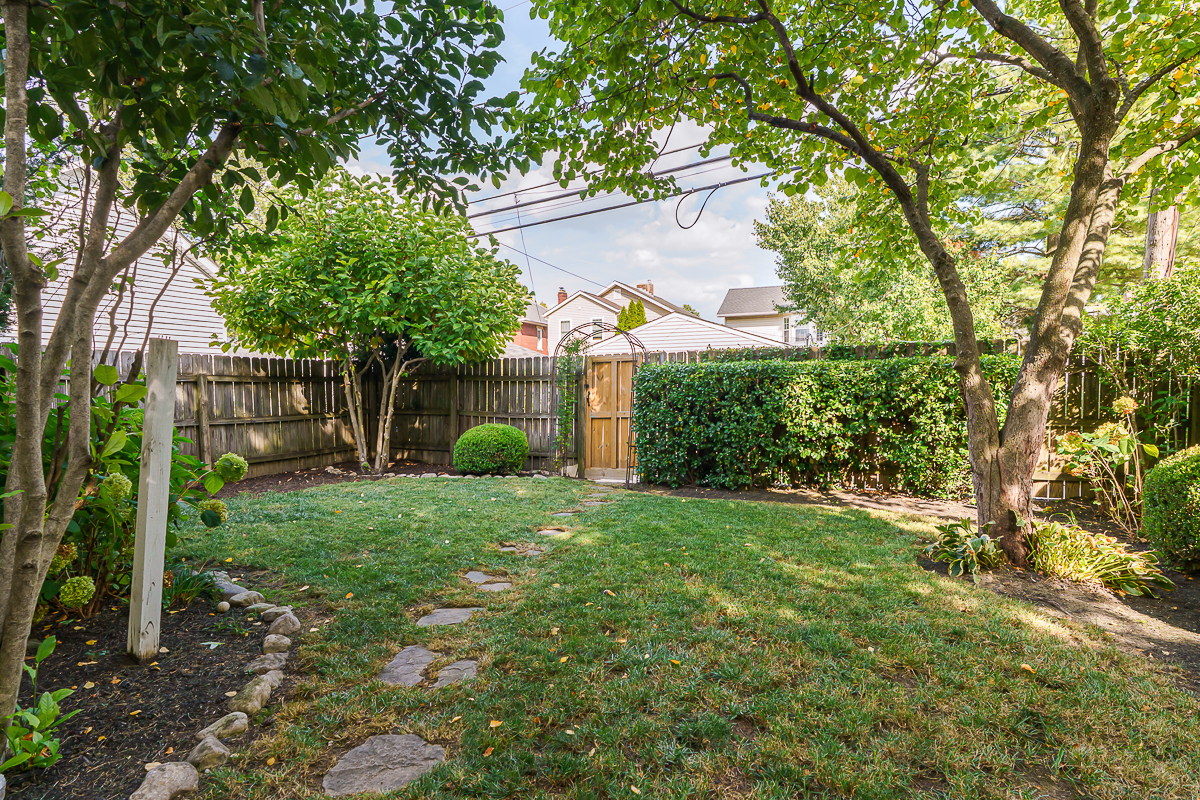 698 s Remington Rd-6