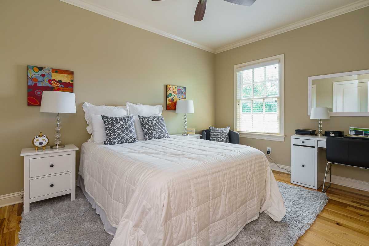 7335 Southfield Rd-37