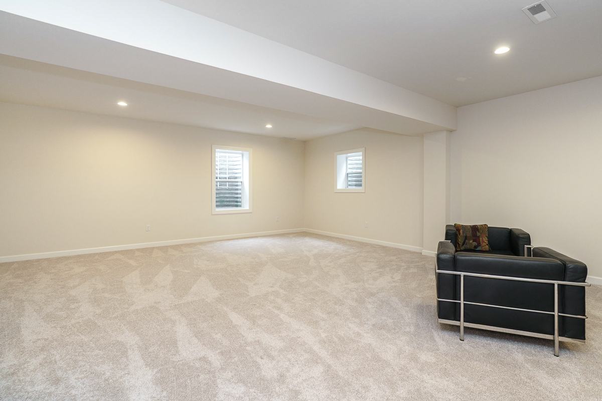 7678 Gateway Blvd-10