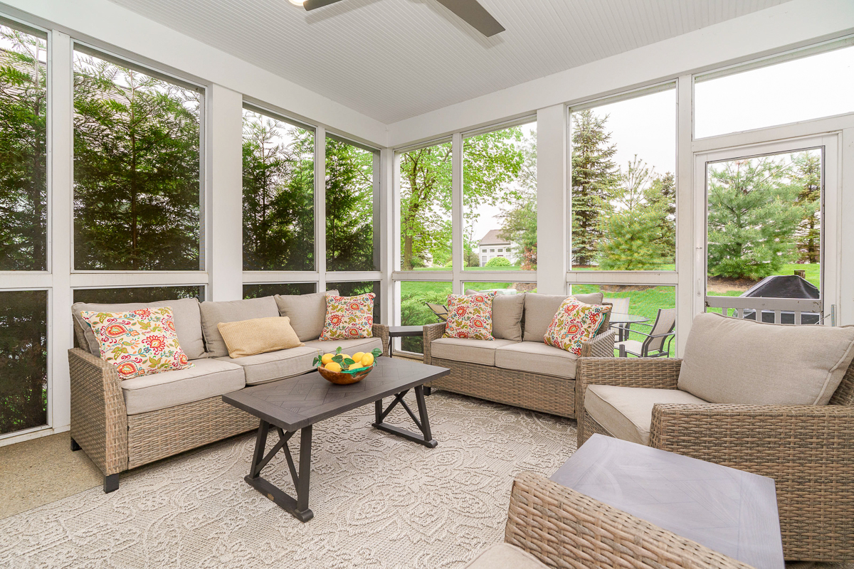 7678 Gateway Blvd-20