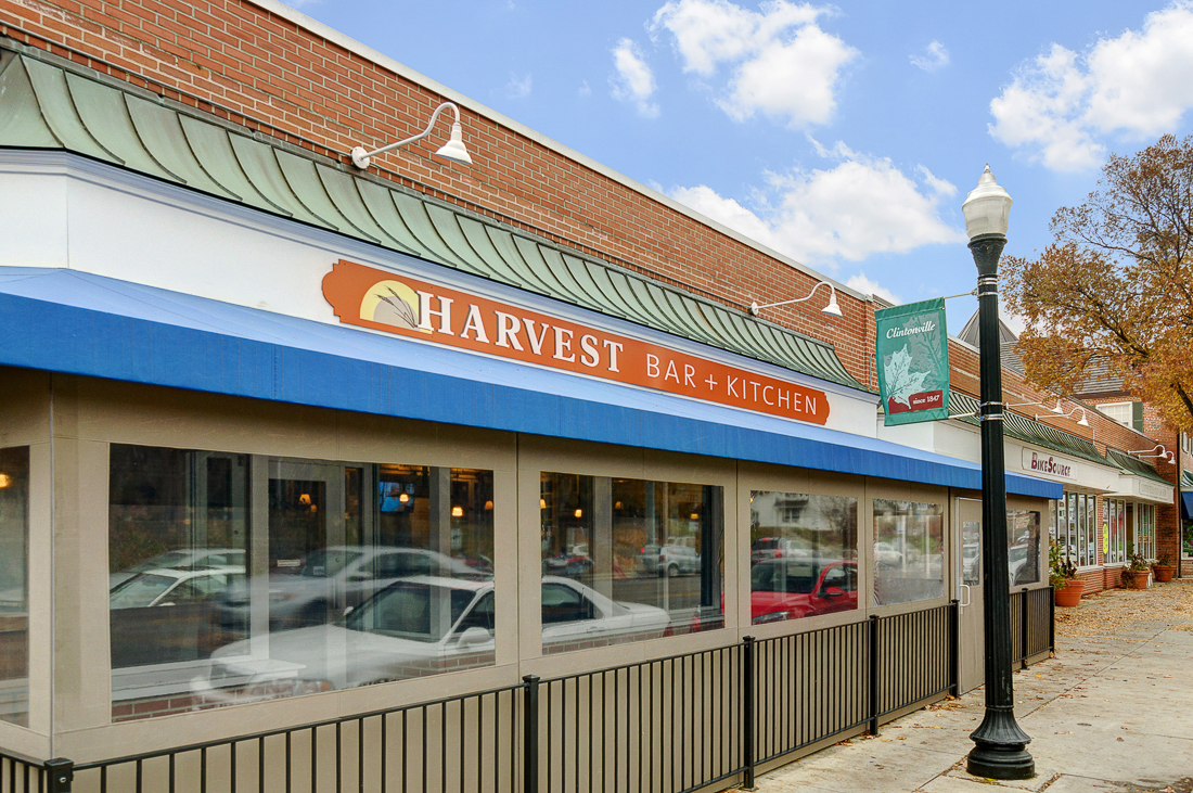 76 e Lakeview Ave-57