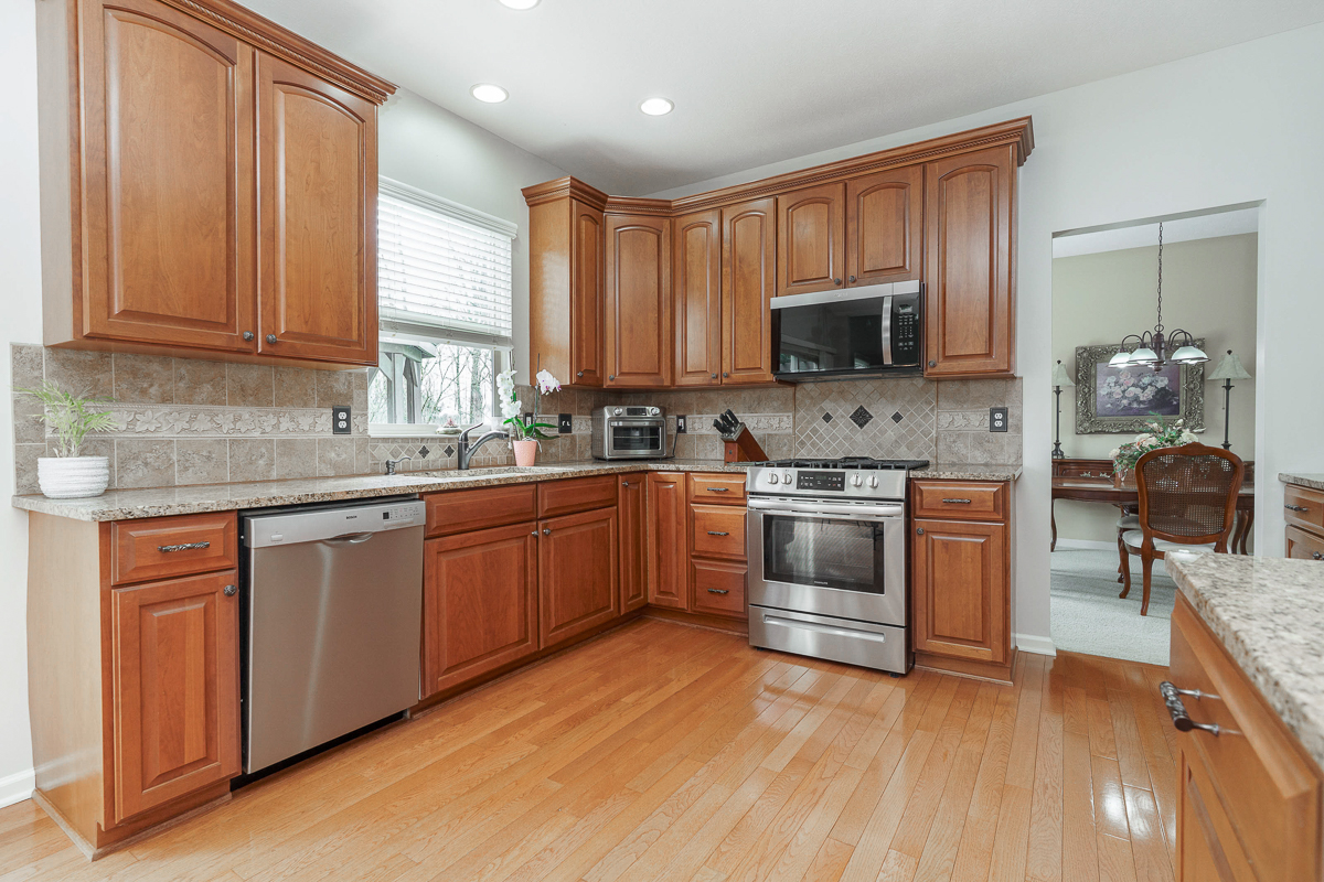 7799 Manorgate St.-31