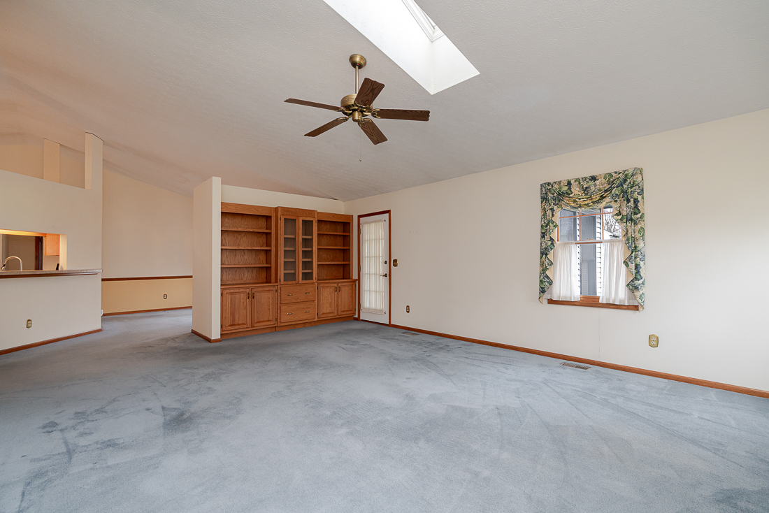 6392 CLAYPOOL Ct--12