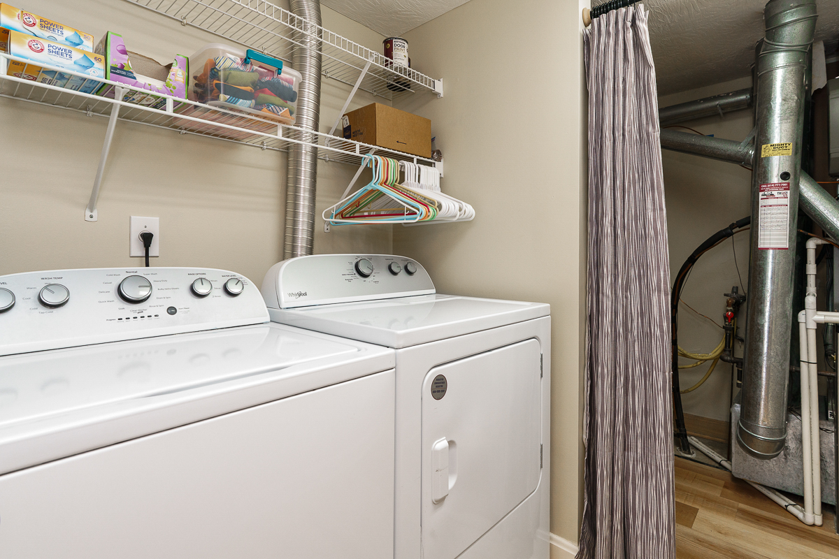 917 White Willow Lane-18