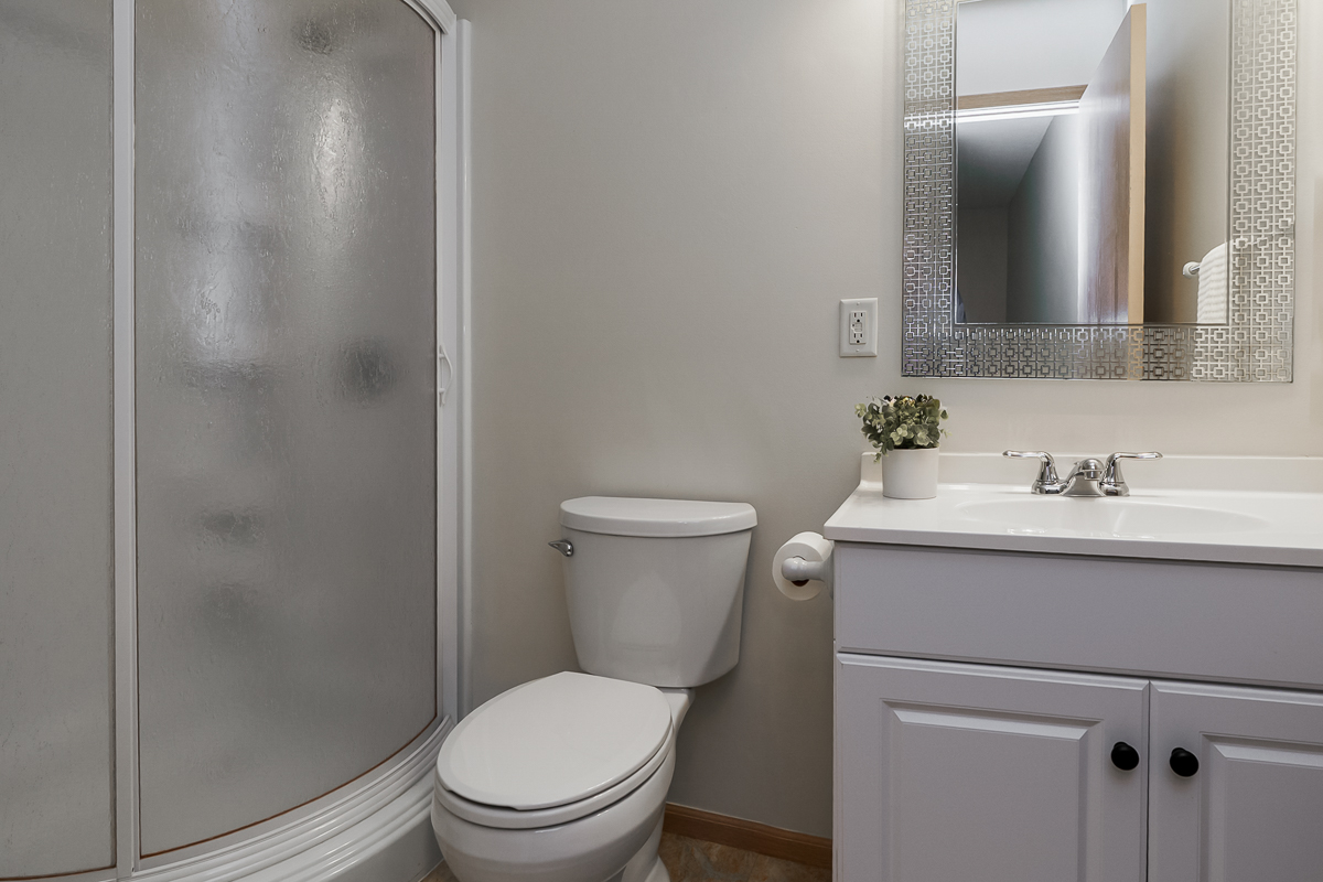 917 White Willow Lane-28