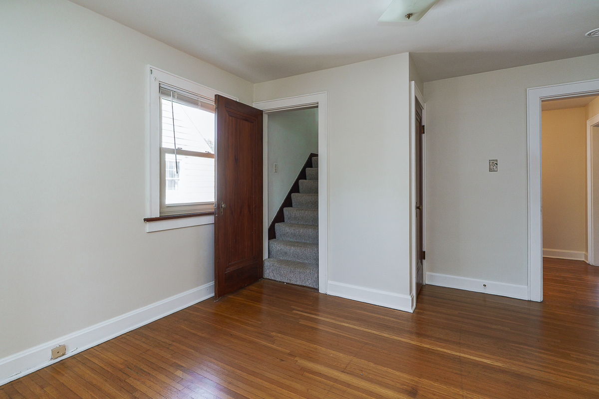 96 N Cassingham Rd-42