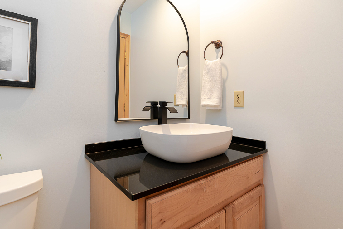 9800 Oxford Circle-19