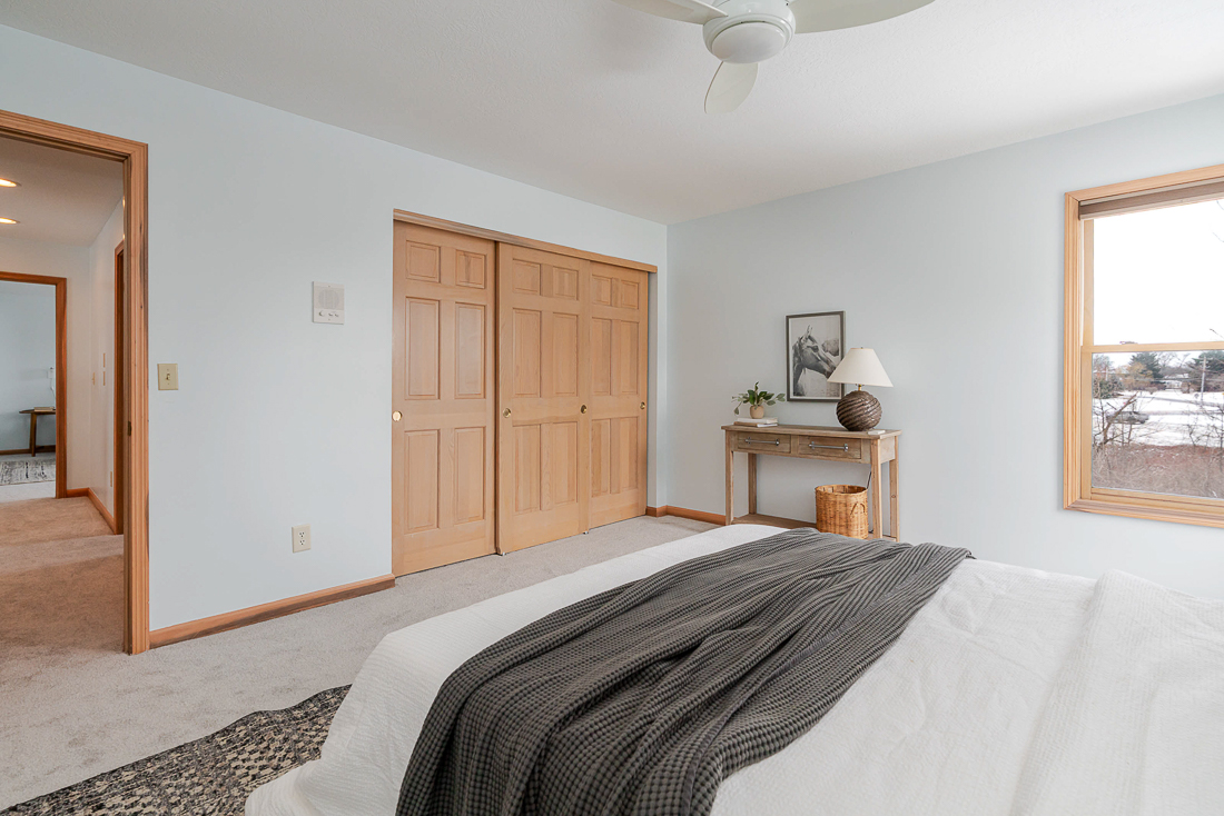 9800 Oxford Circle-46