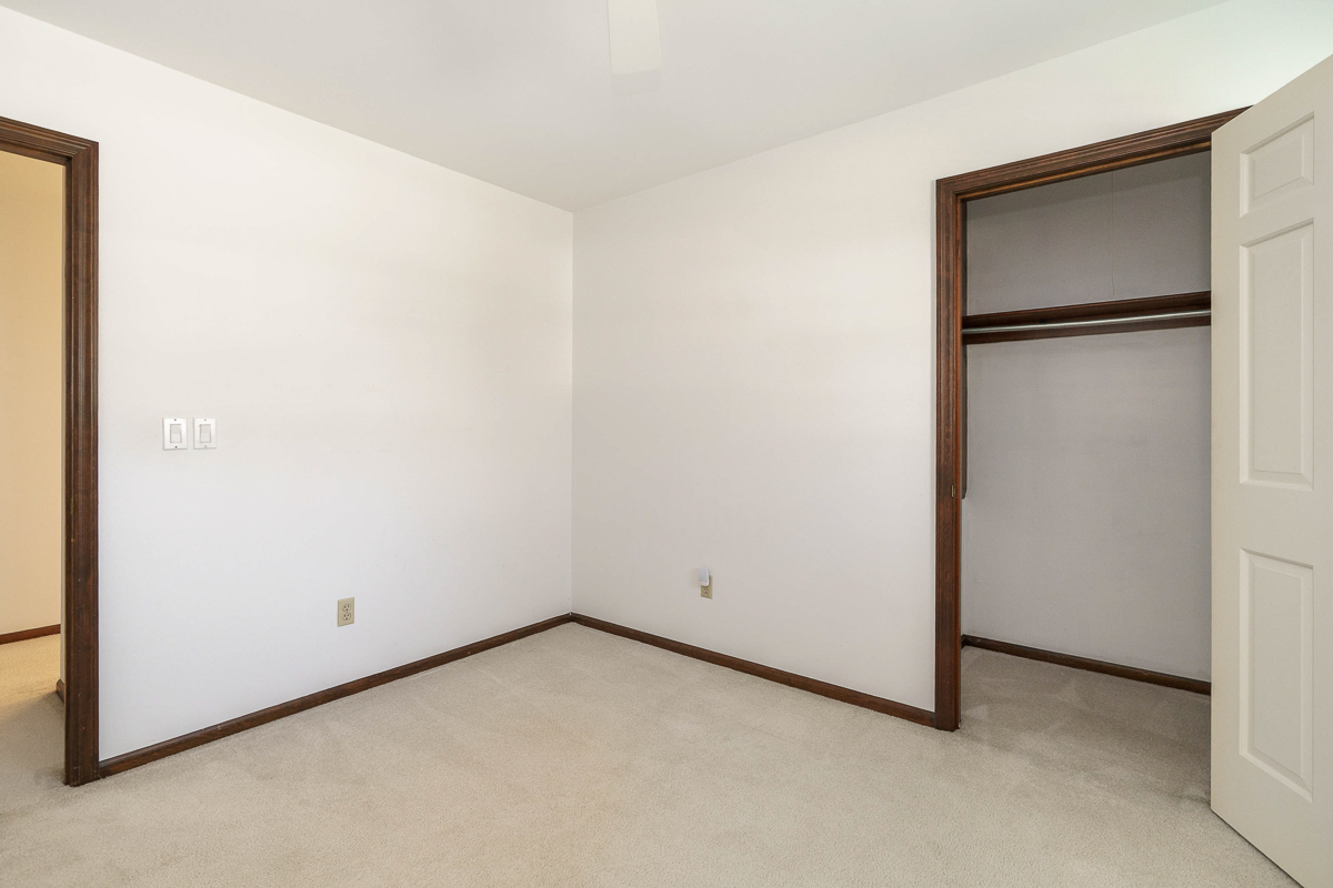 988 Danvers Ave-50