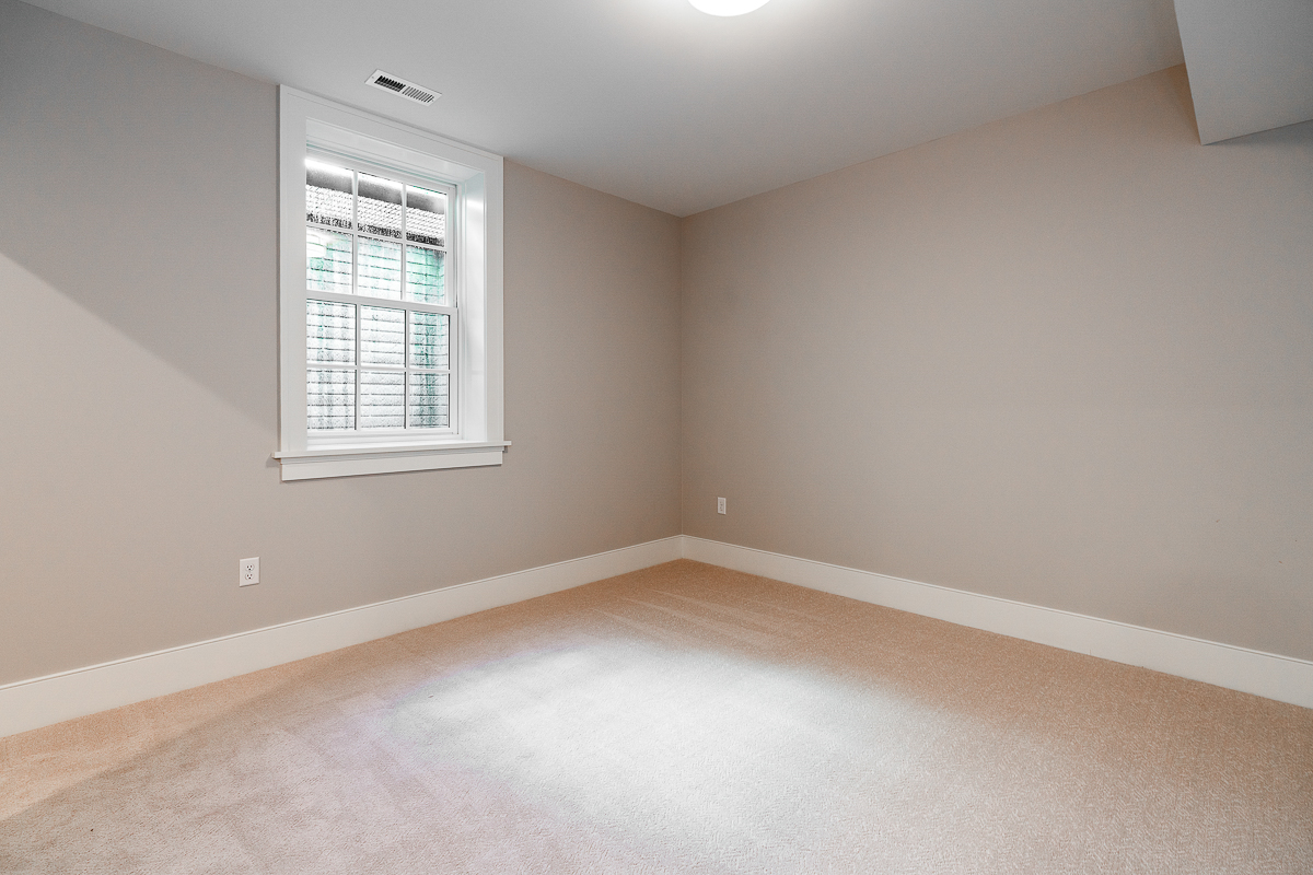 1565 Berkshire Rd.-29