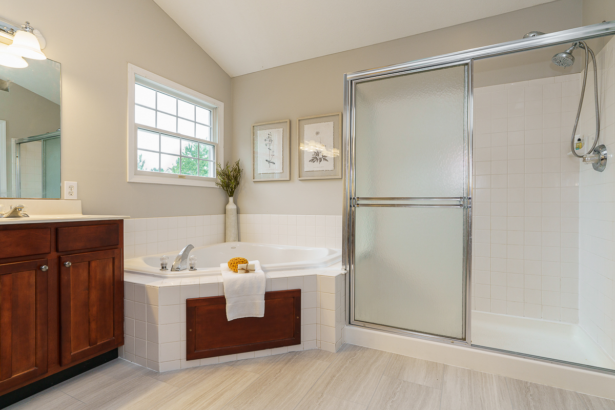 6096 Congressional Dr -Aug 2025-21