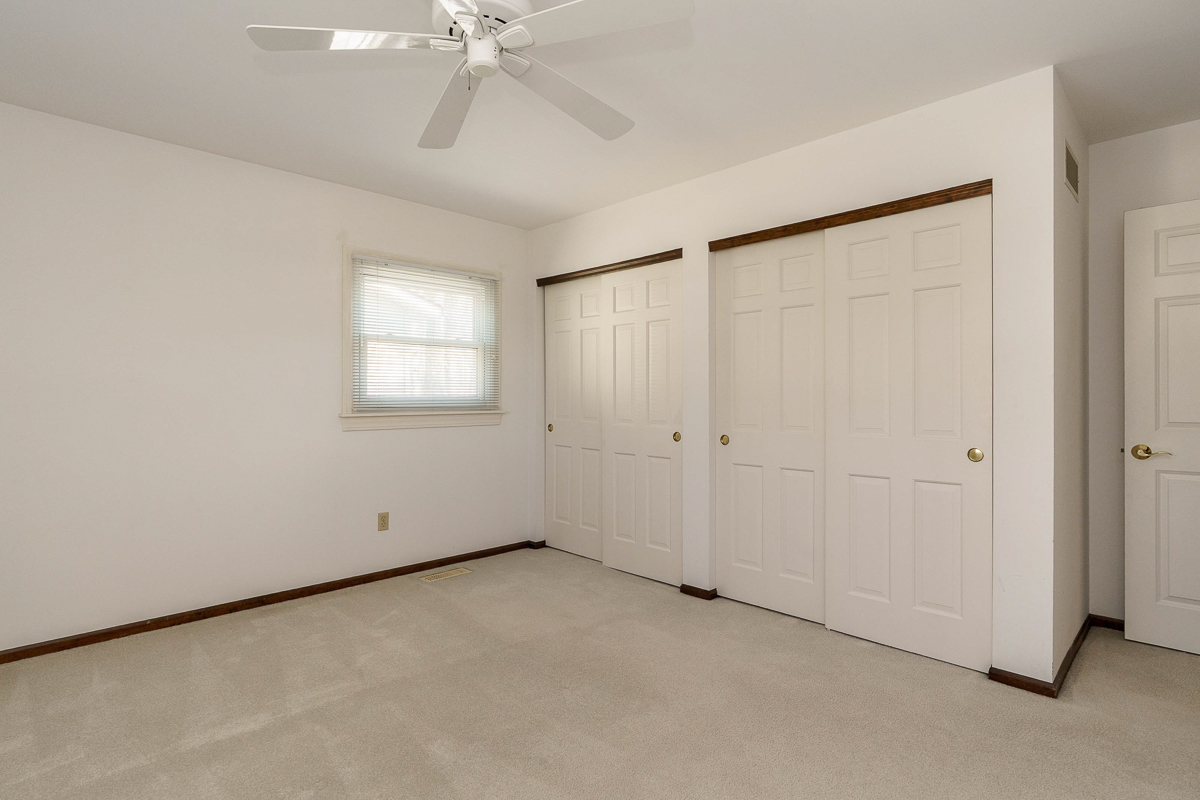 988 Danvers Ave-43