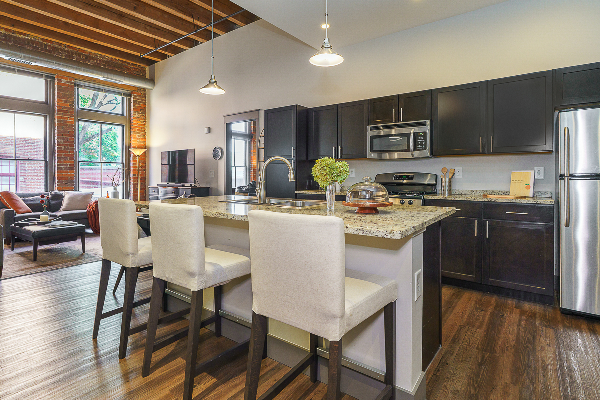 570 s Front St 104-2