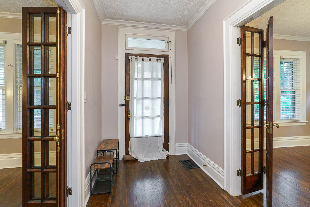 1833 Franklin Avenue-28