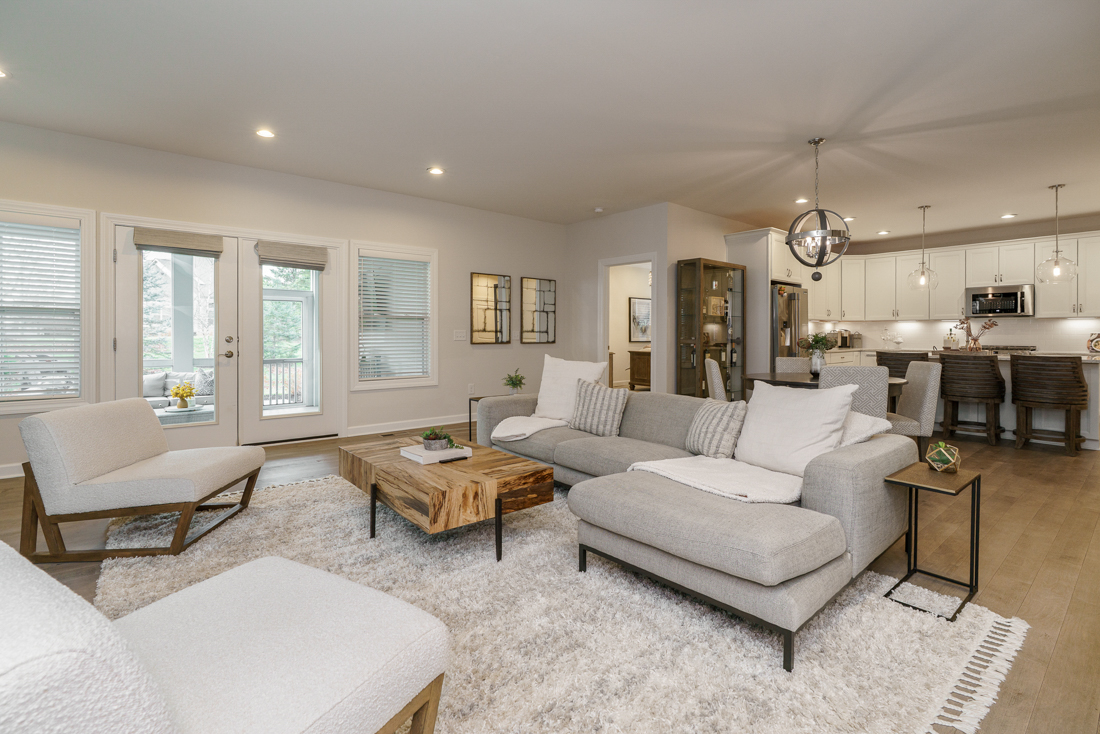 7652 Gateway Blvd --18