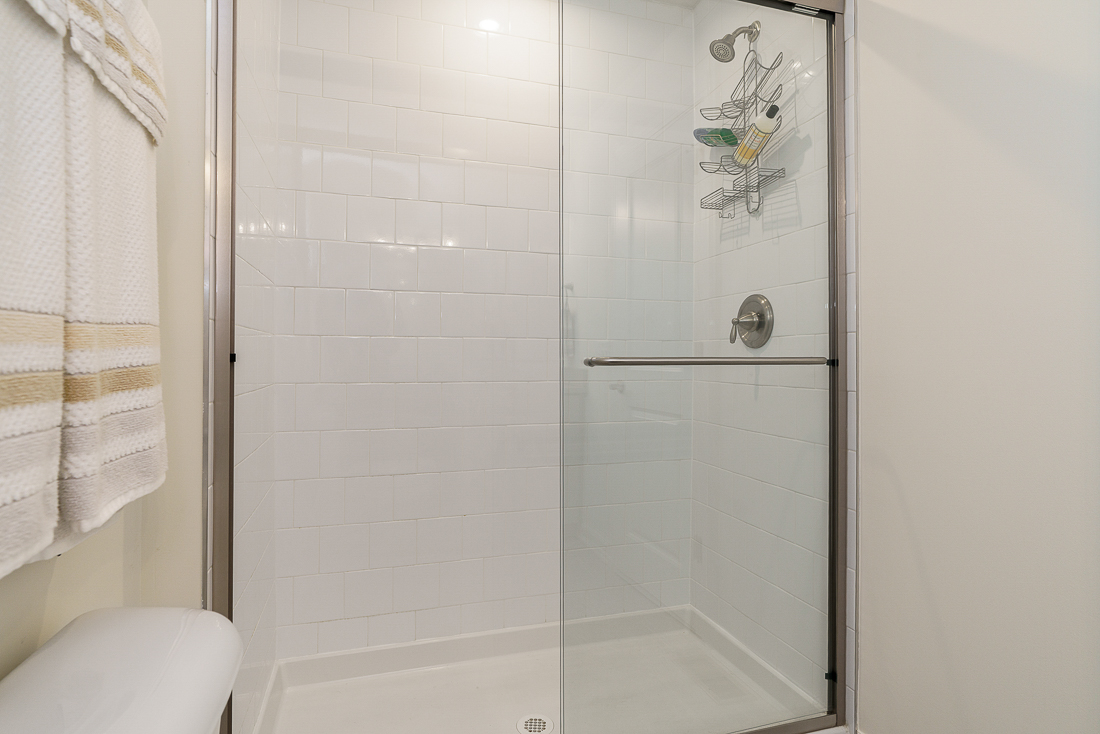 7678 Gateway Blvd-39